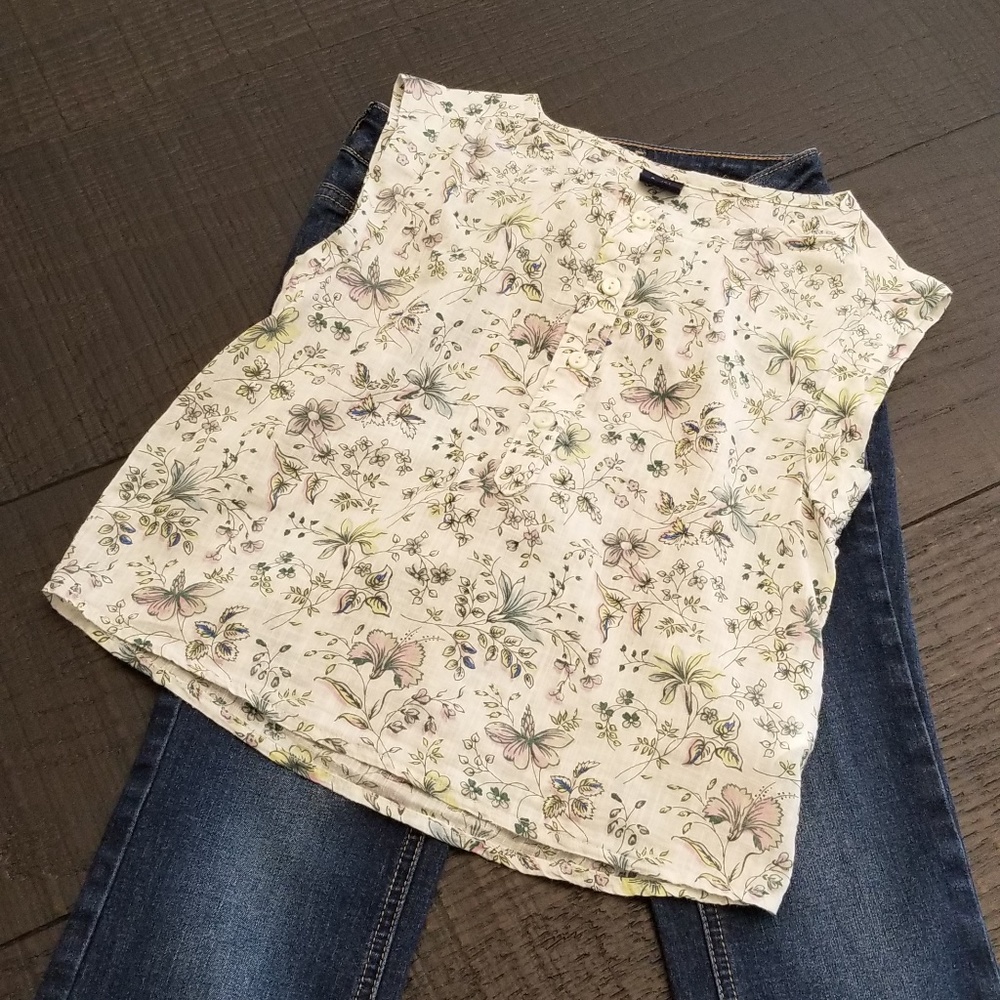 💗 GAP Spring Blouse